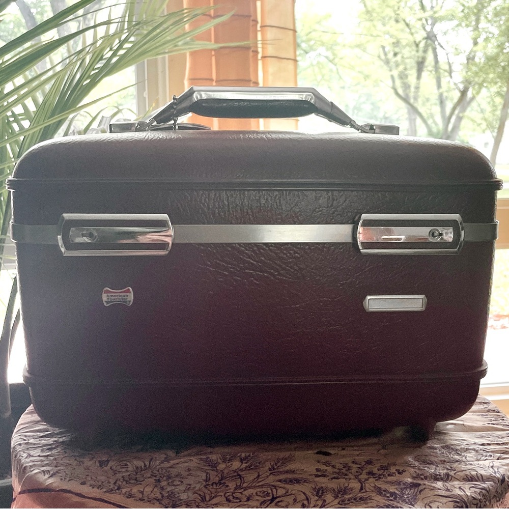 Vintage American Tourister Train Case